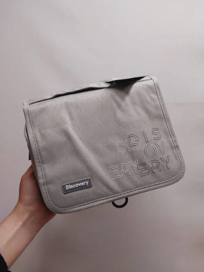Imagen de NECESER DE VIAJE NEGRO/GRIS DISCOVERY 22X24X9CM 3.25